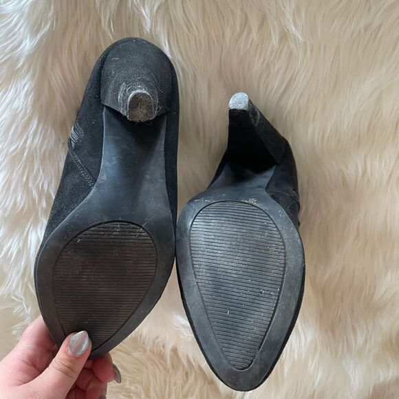 Black suede booties - Picture 4 of 4